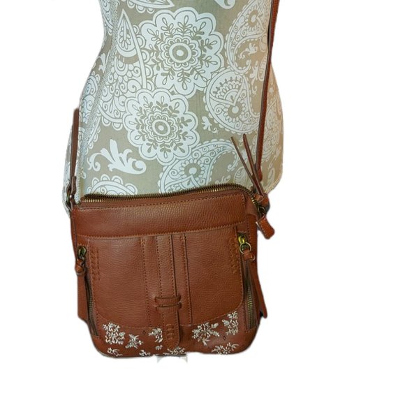 Elle & Jae Gypset Handbags - Elle & Jae Gypset Crossbody Purse